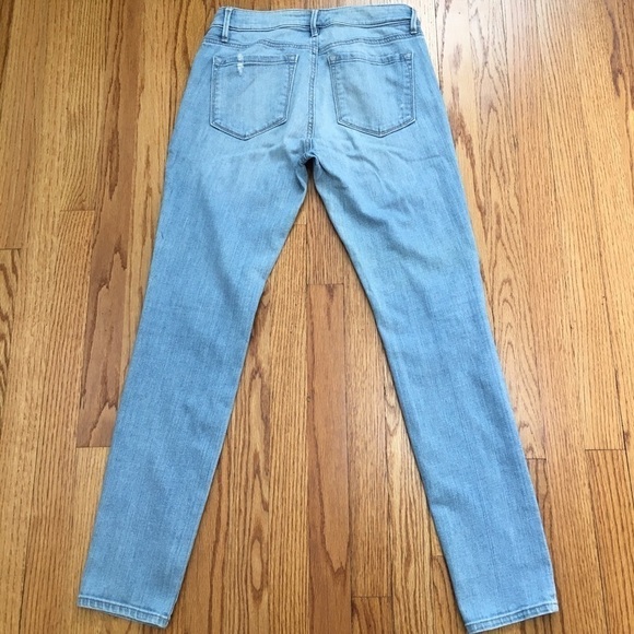 Loft Ann Taylor Low Rise Light Wash Denim Blue Skinny Jeans - Picture 15 of 16